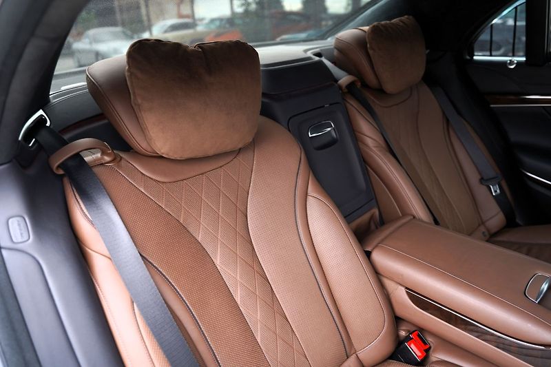 Mercedes-Benz Třídy S S 500 4Matic AMG/Designo/ČR - fotka 34 z 50