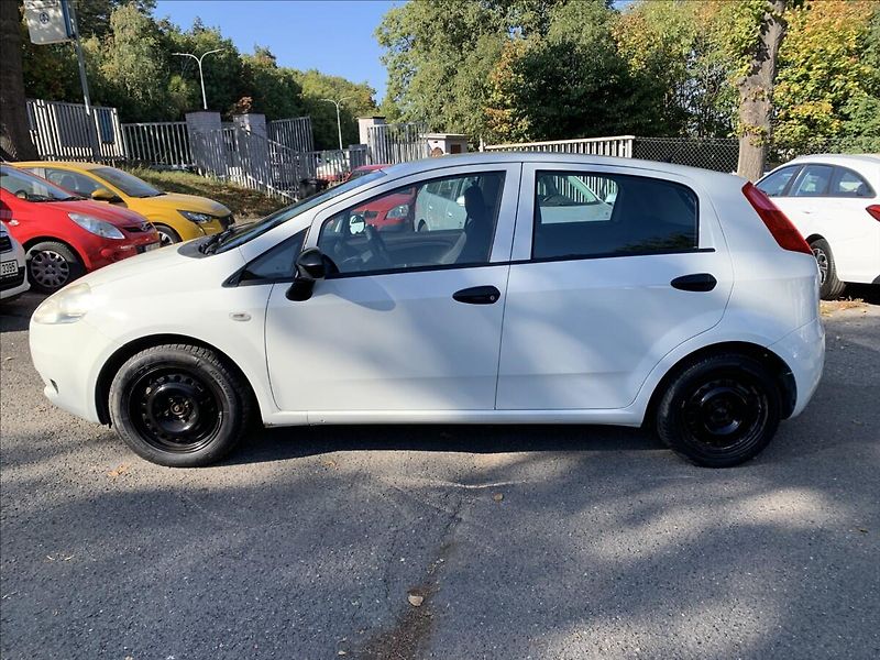 Fiat Punto 1,2 i - fotka 5 z 17