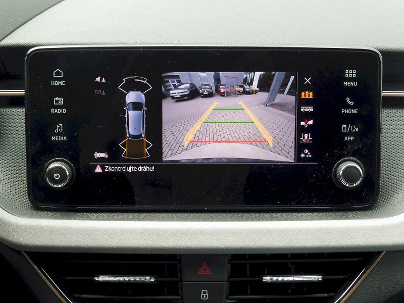 Škoda Scala (2025) Top Selection 1,0 TSI 85kW DSG - fotka 12 z 29