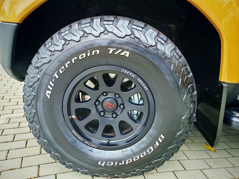 Toyota Land Cruiser Arctic Trucks AT 37 - fotka 6 z 17