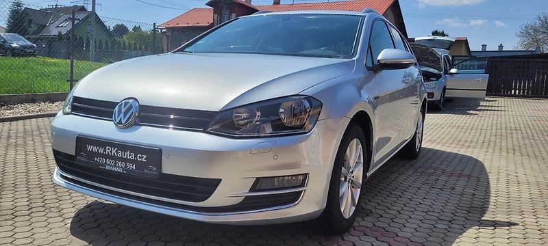 Volkswagen Golf (2016) 1,4TSi 92kW benzín DSG Lounge - fotka 1 z 37
