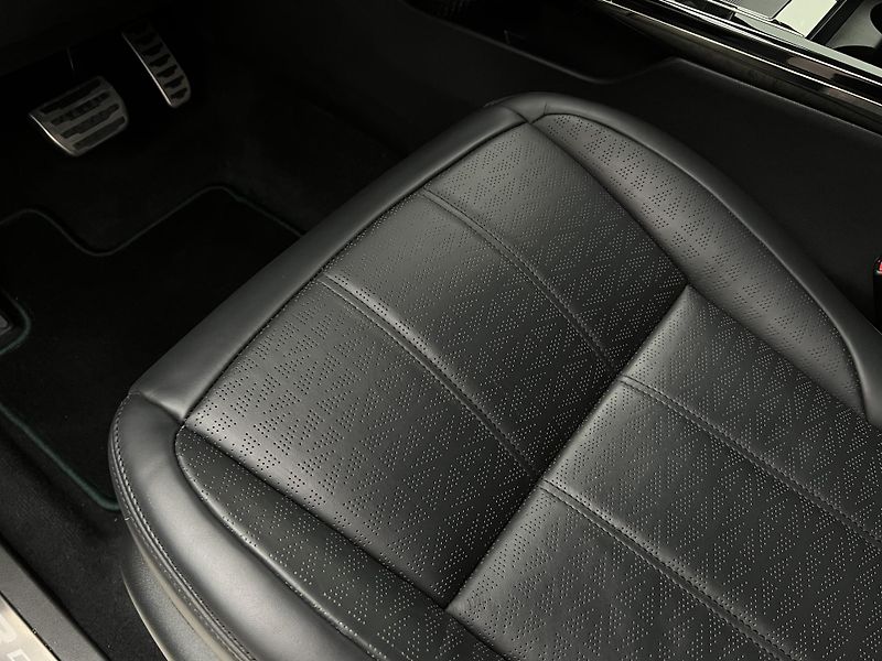 Land Rover Range Rover Evoque P200 R-DYNAMIC HSE AUT CZ - fotka 17 z 48