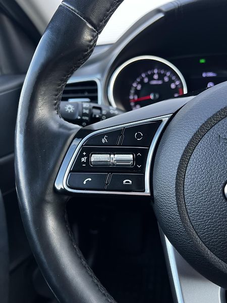 Kia Ceed SW TOP 1.4 T-GDI 103 kW Záruka - fotka 10 z 22