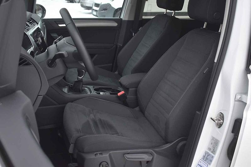 Přejeme si, aby Volkswagen Touran zůstal v nabídce ještě dlouho
