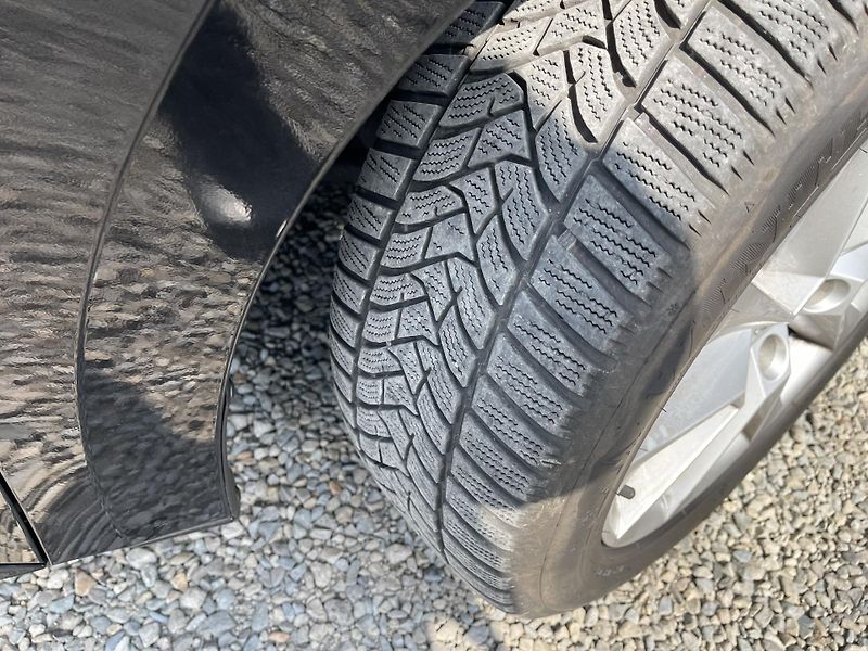 Škoda Superb 2.0 TSi Dsg 4x4 STYLE-DPH-ČR ! - fotka 50 z 54