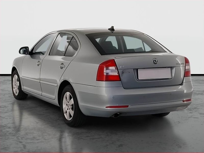 Škoda Octavia (2012) Ambition 1.6 TDI, Serv.kniha - fotka 4 z 19