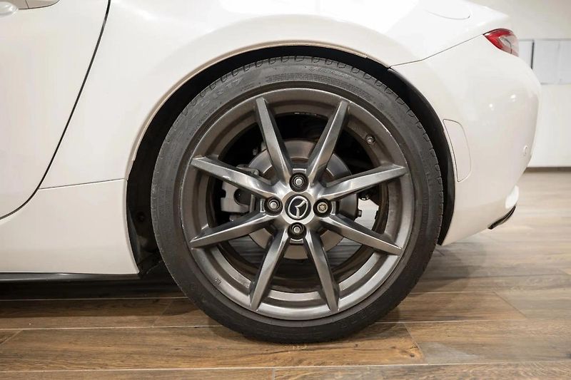 Mazda MX-5 2.0 118 kW RWD 6MT - fotka 29 z 29