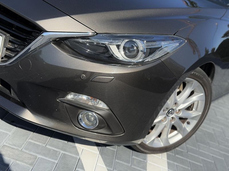 Mazda 3 (2014) 2.0i 88 kW/automat/revolution - fotka 9 z 19