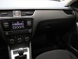 Škoda Octavia (2015) 1.6 TDI, Serv.kniha, Tempomat - náhled 8