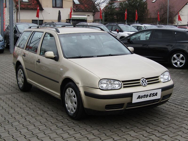 Volkswagen Golf (2003) 1.6 16V, ČR, AC, tažné - fotografie inzerátu