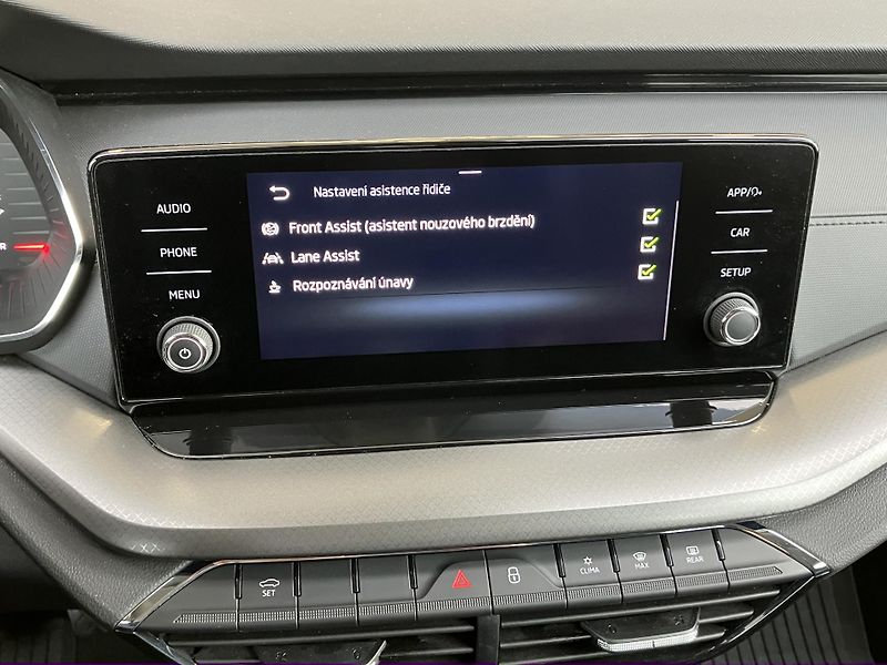 Škoda Octavia 2.0 TDI 85kW Ambition Combi M6 - fotka 27 z 30