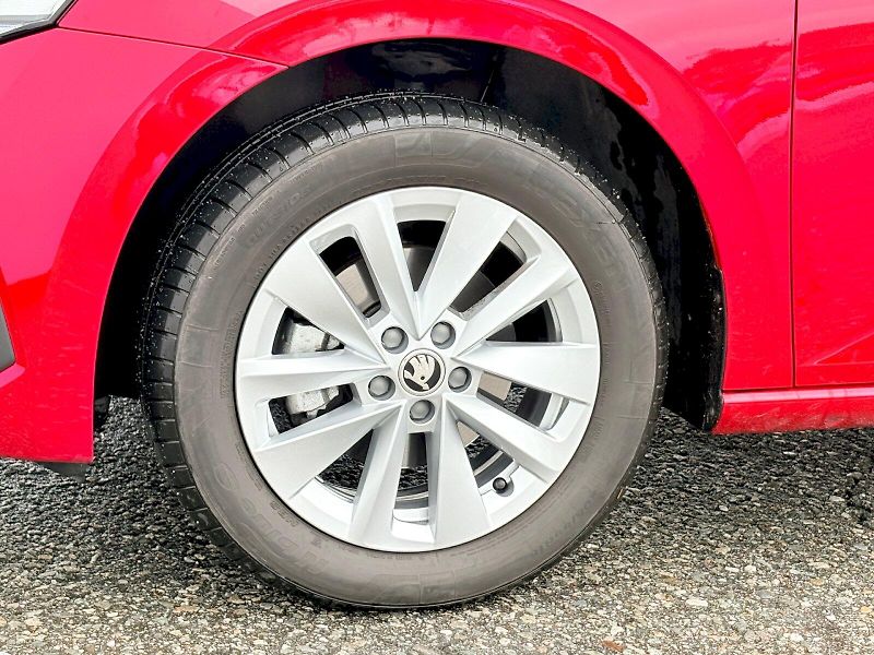Škoda Scala (2024) 1.0 TSI / 85 kW / SELECTION - fotka 20 z 27