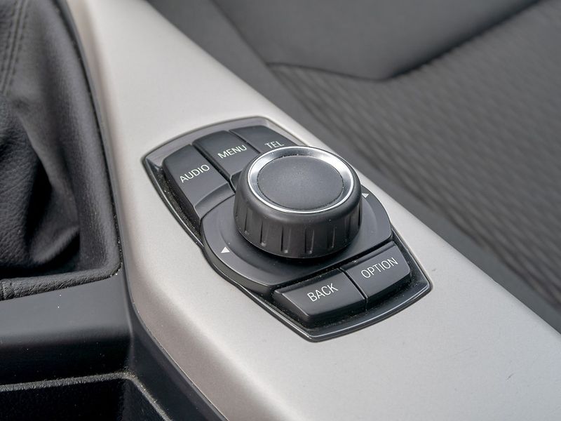 BMW Řada 1 (2016) 116D – LED světla - fotka 26 z 43