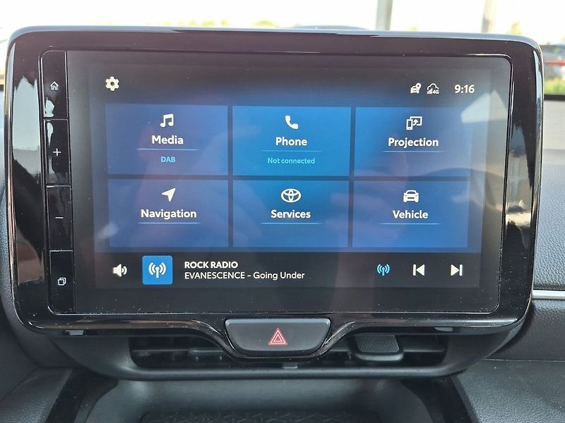 Toyota Yaris Cross 1,5 Dynamic Force Comfort TECH - fotka 21 z 25