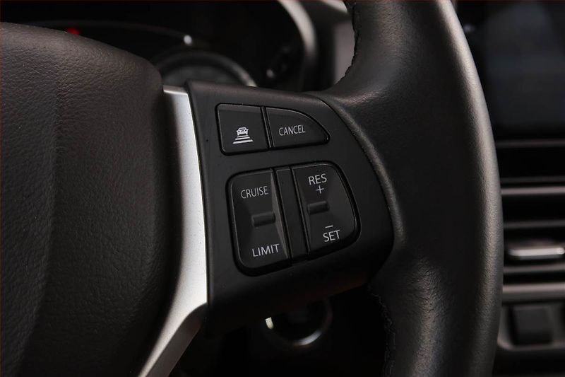Suzuki SX4 S-Cross (2024) Premium 1.5 Hybrid - fotka 18 z 19