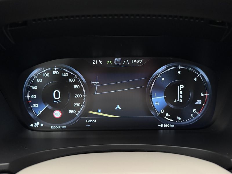 Volvo V90 CC D5 AWD PRO POLESTAR CZ AUT  - fotka 16 z 42