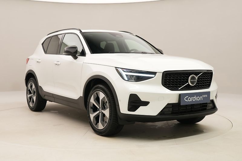 Volvo XC40 (2026) B3 AUT DARK ULTRA  - fotka 14 z 60