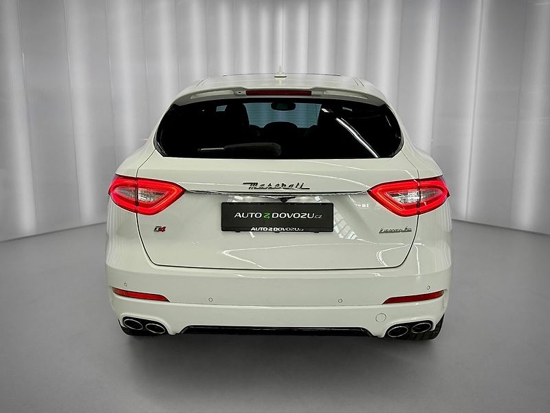 Maserati Levante V6 Q4 DIESEL, PANORAMA, VZDUCH - fotka 5 z 27