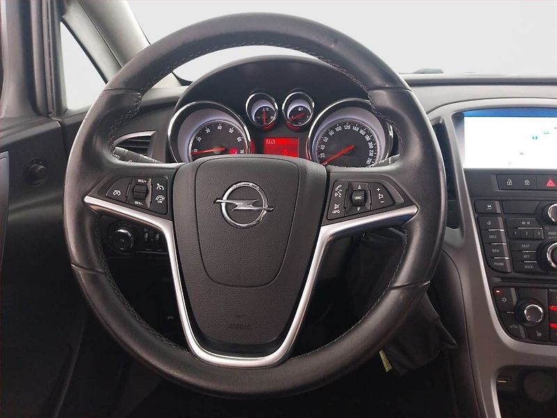 Opel Astra (2014) 1.4 T, Serv.kniha, Navi - fotka 18 z 19