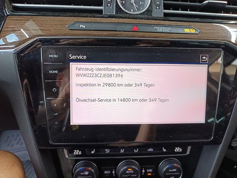 Volkswagen Passat (2018) 2,0 TDi 4Motion DSG 140 KW - fotka 14 z 15