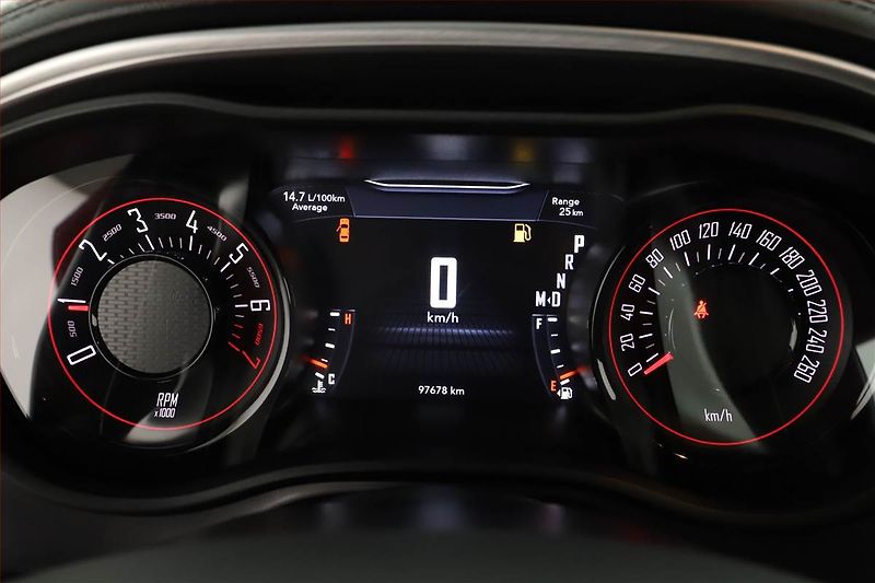 Dodge Challenger (2021) 3.6 V6 - fotka 12 z 29