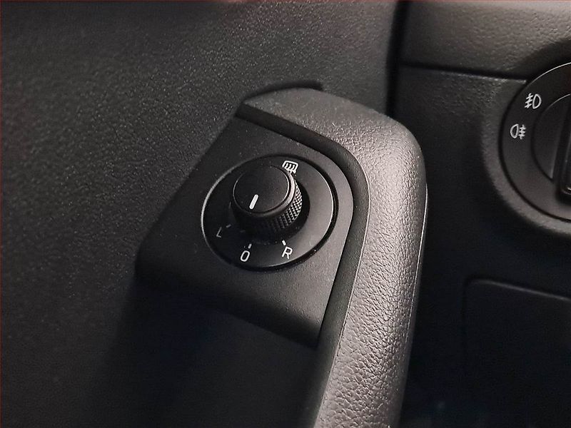 Škoda Octavia (2019) Ambition 1.6 TDI, Tempomat - fotka 16 z 17