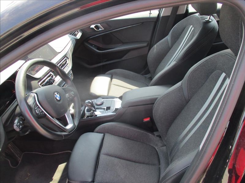BMW Řada 1 1,5 118i,automat,servis,DPH,CZ - fotka 13 z 29