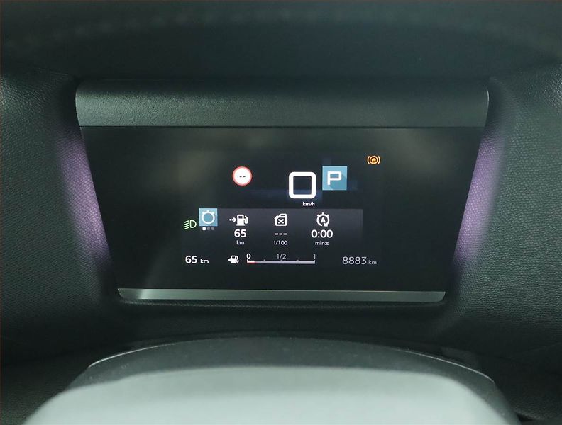 Citroën C4 X (2023) 1.2 PureTech - fotka 11 z 16