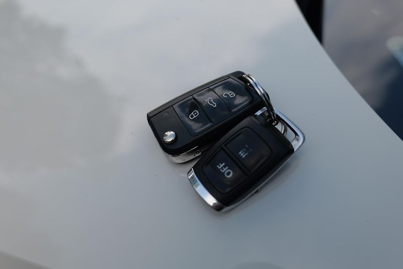Škoda Octavia TDI 4x4 110kW NezTop Taž Carpl - fotka 32 z 34