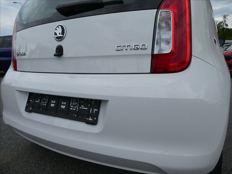Škoda Citigo 1,0 MPi klimatizace, 2 x kola - fotka 10 z 42