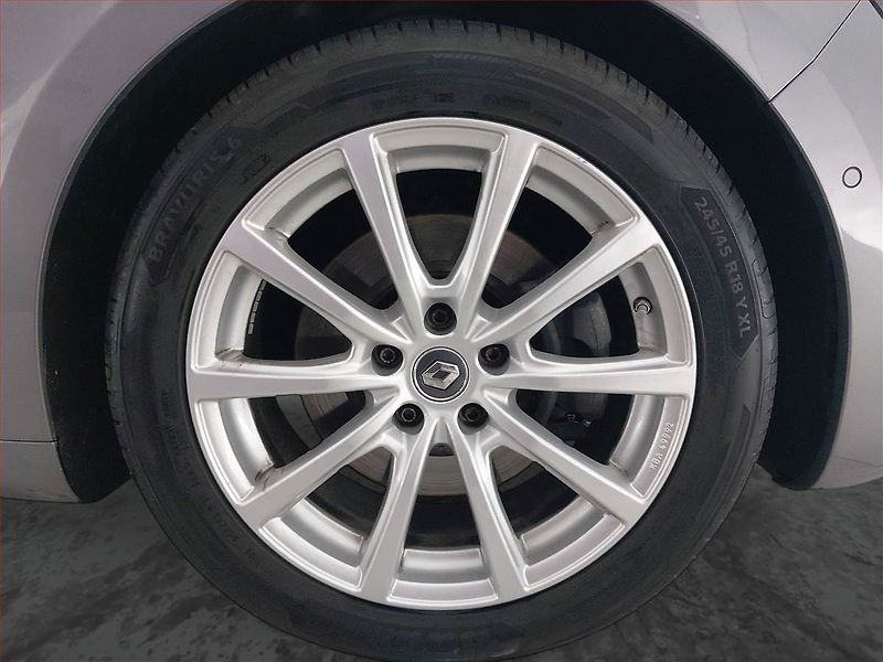Renault Talisman (2015) Initiale Paris 1.6 dCi - fotka 15 z 21