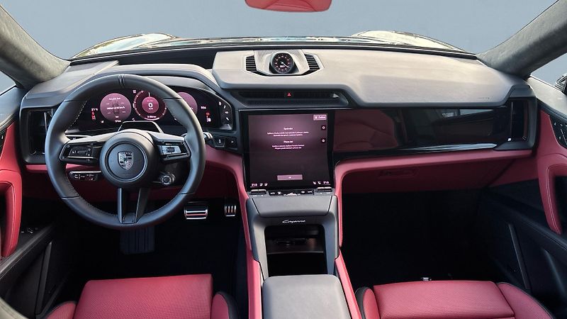 Porsche Cayenne Turbo Electric - fotka 18 z 25