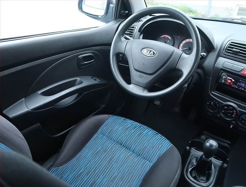 Kia Picanto (2009) 1.1, jezdí výborně - fotka 7 z 13