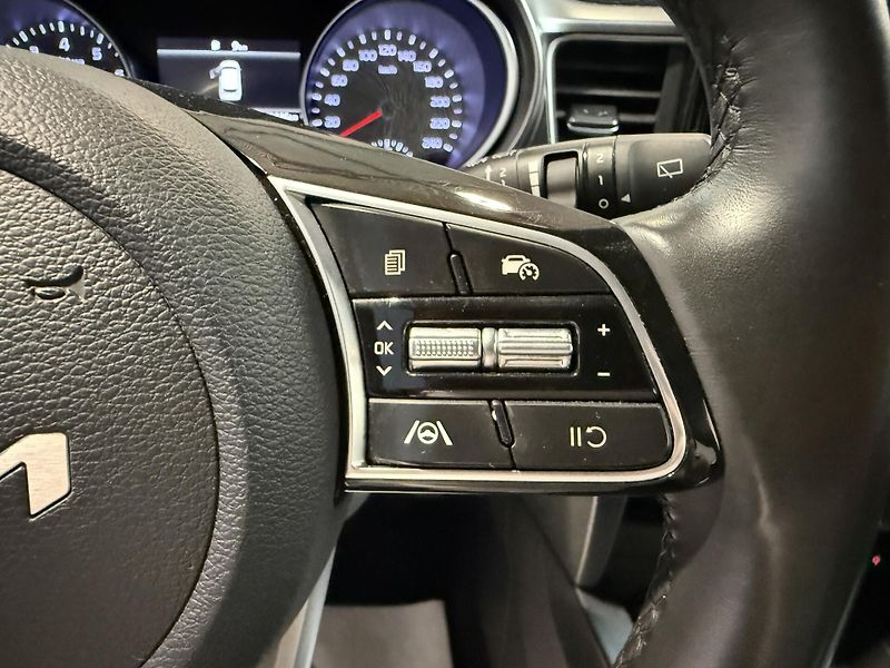 Kia Ceed 1.5 T-GDI 118kW Top SW - fotka 9 z 13