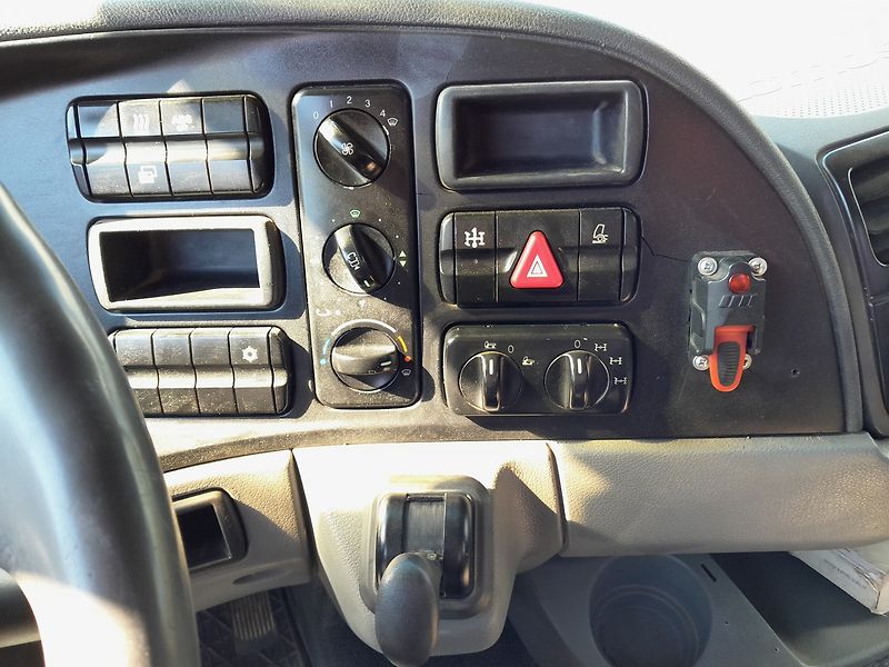 Mercedes-Benz Actros MP3 3336 AK 6x6 - fotka 28 z 42