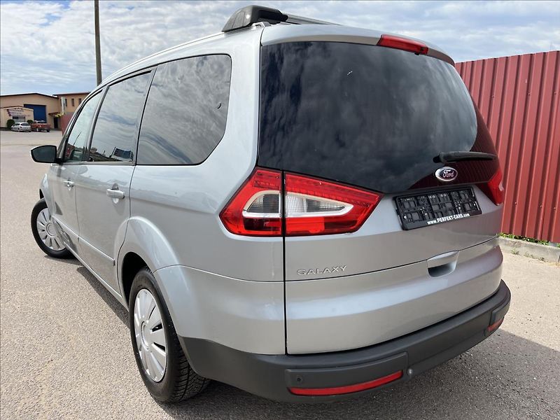Ford Galaxy 2.0 TDCi 7.MÍST KLIMA ROZVODY - fotka 40 z 40