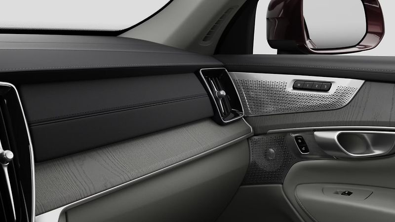 Volvo XC90 (2026) B5 AWD AUT BRIGHT ULTRA 7míst - fotka 10 z 11