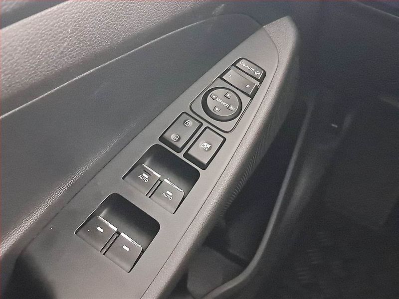Hyundai Tucson (2019) 1.6 CRDi, Navi, Tempomat - fotka 25 z 28