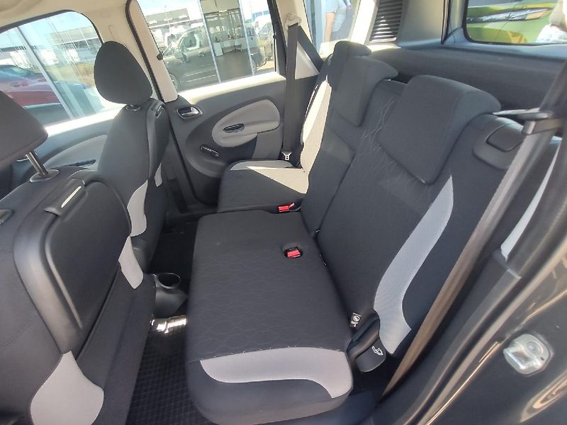 Citroën C3 Picasso (2013) 1.4i 95k MAN5 TZ první majitel - fotka 5 z 28