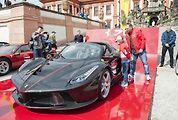 Sraz vozů Ferrari u příležitosti 70. let značky, Trojský zámeček.