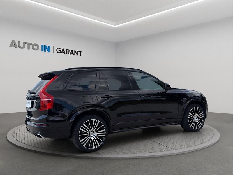 Volvo XC90 (2019) 2.0 B5 4x4 Nafta, Kůže, A/T - fotka 6 z 30