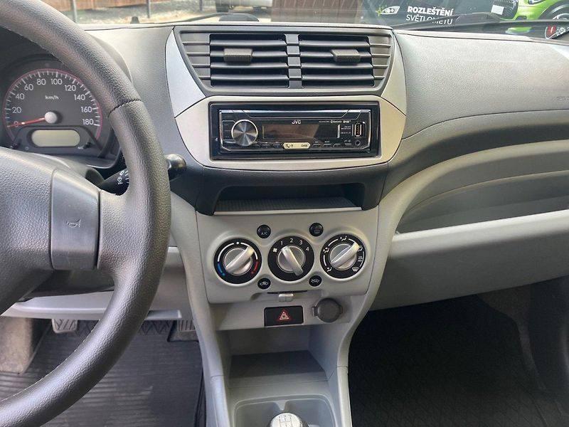 Suzuki Alto 1,0i(50kW)*STK DO 6/2028* - fotka 9 z 15