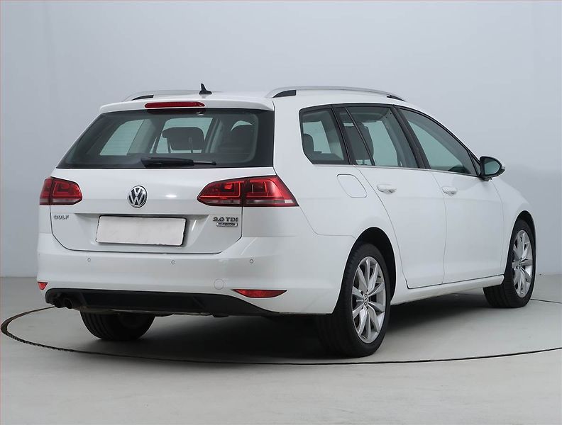 Volkswagen Golf (2015) Highline 2.0 TDI, Automat - fotka 5 z 20