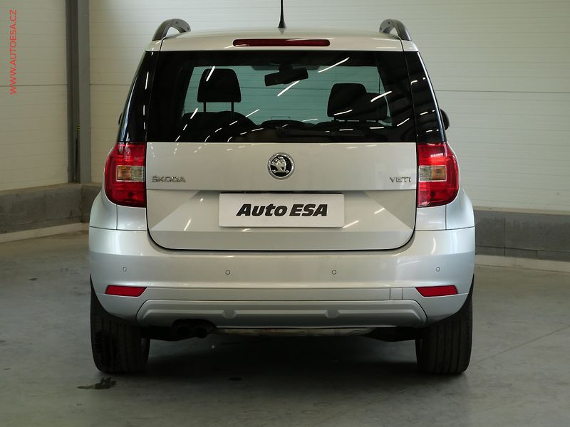 Škoda Yeti (2014) 2.0TDI, ČR, Xenon, AC - fotka 5 z 24