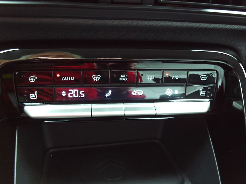 Citroën C3 Aircross (2026) MAX Hybrid 145k Automatic     - fotka 17 z 17