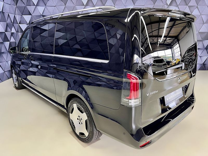 Mercedes-Benz Třídy V 300d 4M EXCLUSIVE XL, AIRMATIC - fotka 4 z 34