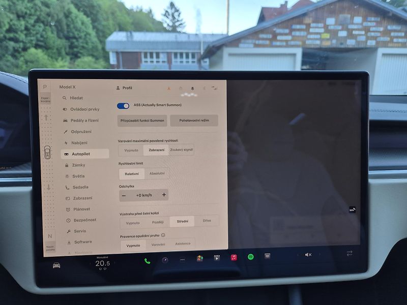 Tesla Model X 100kwH PLAID 750kw TZ - fotka 24 z 46