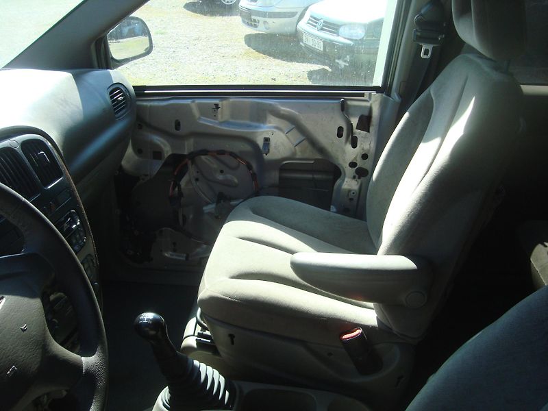 Chrysler Grand Voyager (2003) 2,5CRD - fotka 10 z 14