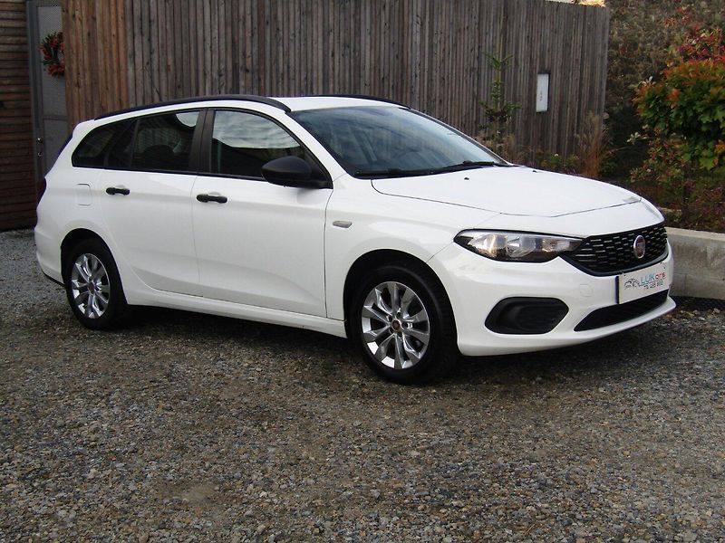 Fiat Tipo (2018) 1.4 16V 70kW - fotka 7 z 39