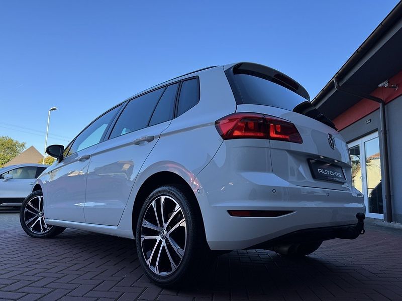 Volkswagen Golf Sportsvan (2015) 1.4TSi DSG Xenony Navi Tažné Z - fotka 49 z 50